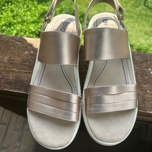 Bionica slip resistant sandal